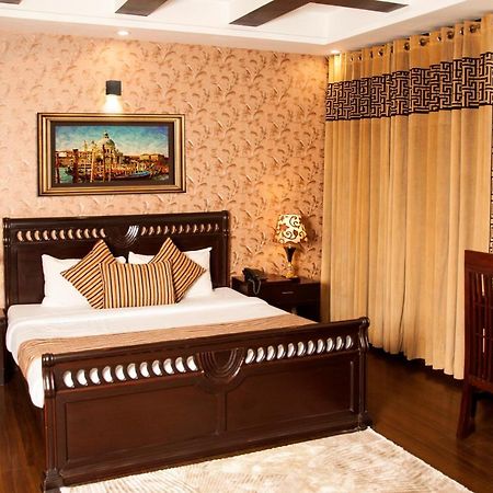 Royal Elegance Hotel Lahore Exteriér fotografie