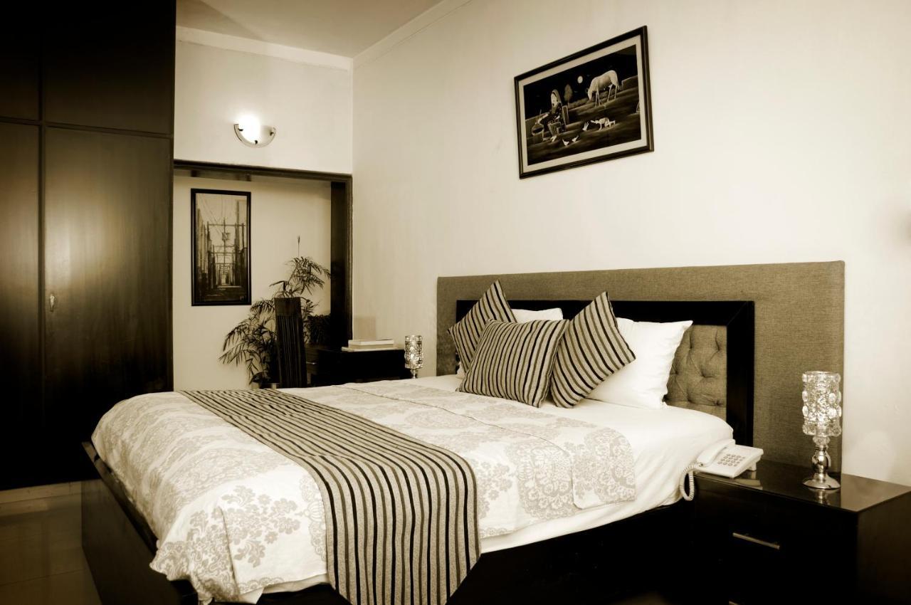 Royal Elegance Hotel Lahore Exteriér fotografie