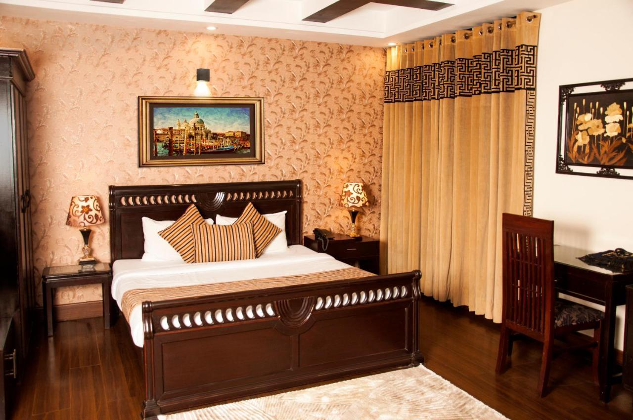 Royal Elegance Hotel Lahore Exteriér fotografie