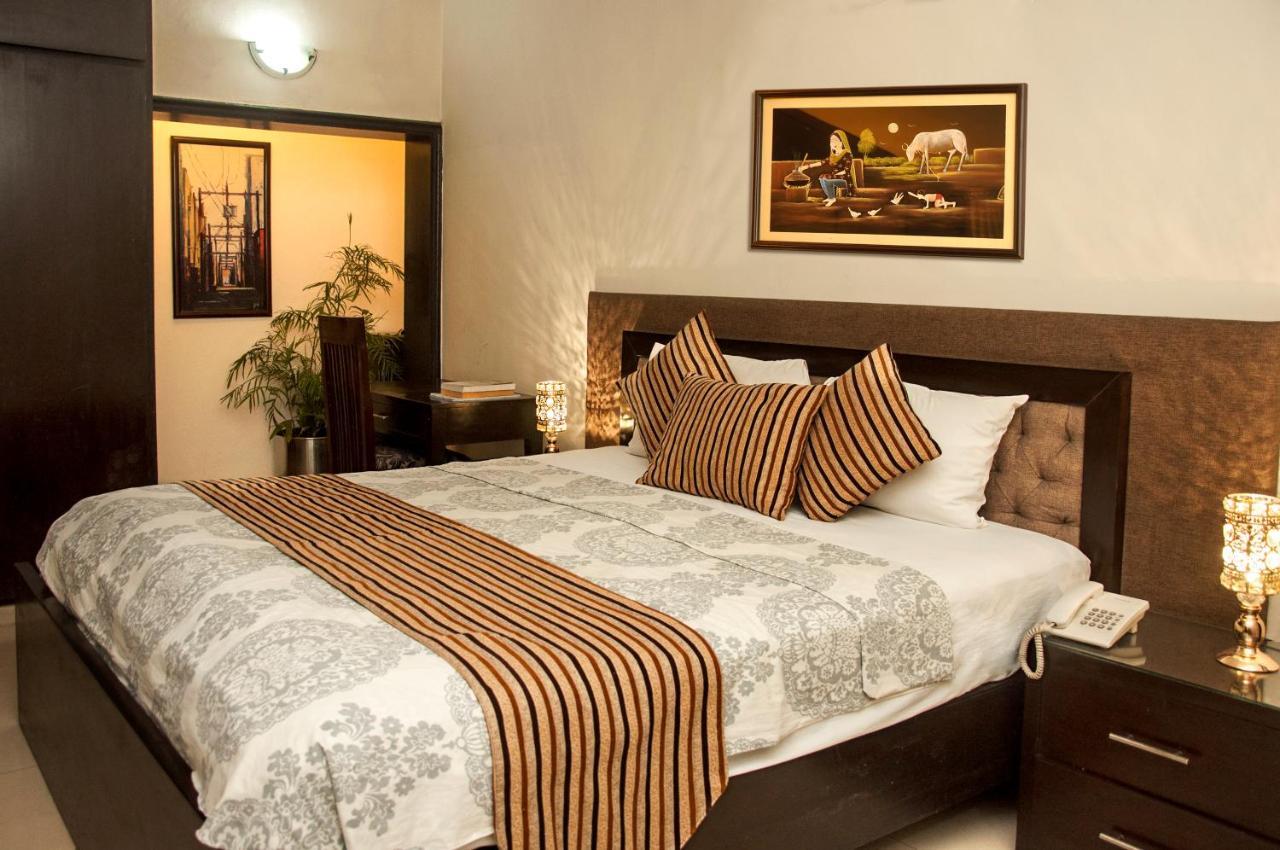 Royal Elegance Hotel Lahore Exteriér fotografie